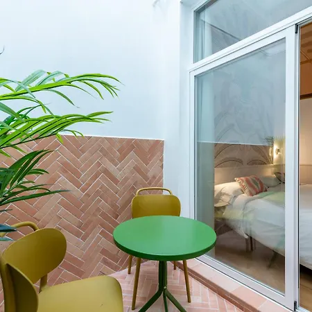 M4 Santa Cruz Catedral Apartament *