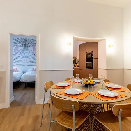M4 Santa Cruz Catedral Apartment Seville